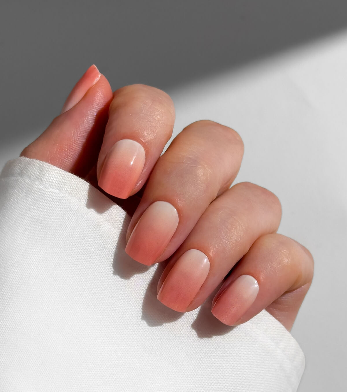 PEGGY SAGE PRESS&SHINE NAIL POLISH STRIPS SHELL CREAM