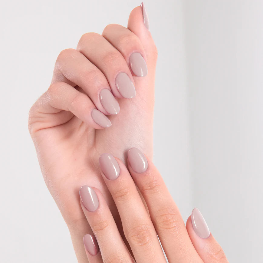 MNP LACQWEAR™ GEL POLISH - 186 NEW BOND STREET 10ML