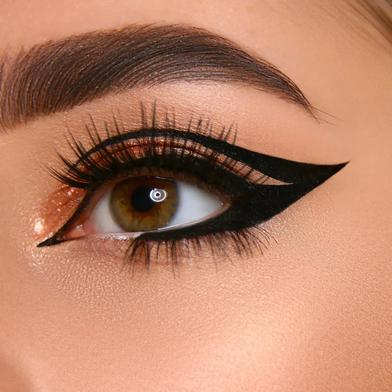 EYELINER TECNICO OPACO - DIP LINER MATTE - Professional Look